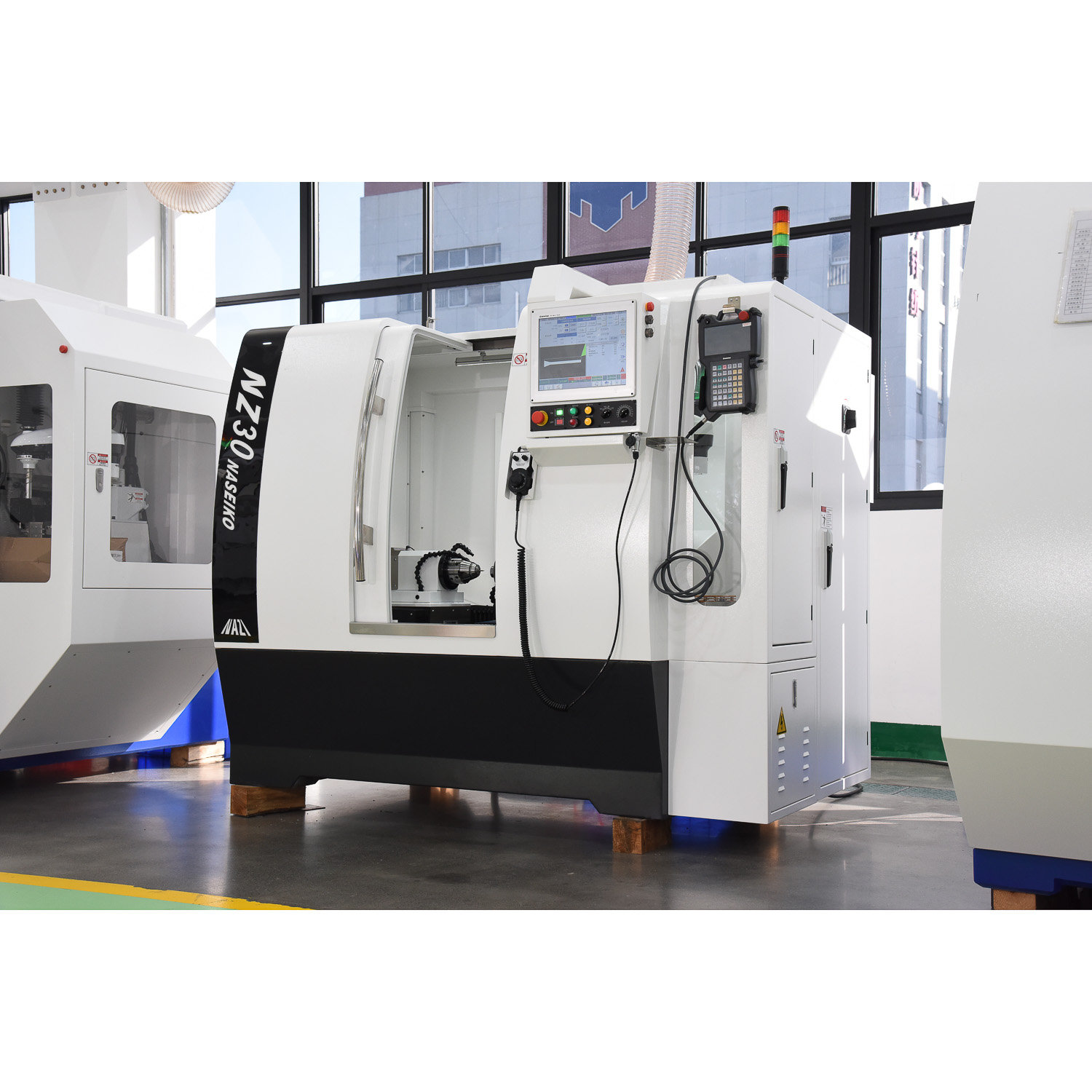 Naseiko Станок для шлифования преформ NZ-30 